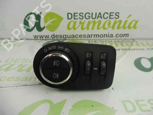 mando-luces-opel-corsa-e-x15-13470446-2014-1875962 main image