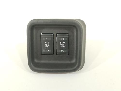 Used Switch NISSAN JUKE (F15) 1.6 DIG-T NISMO RS (218 hp) 27870407