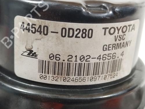 ABS pump TOYOTA YARIS (_P13_) | BP30935892M43