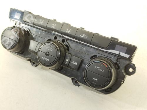 Used Climate control SEAT LEON (5F1) 1.6 TDI (105 hp) 6477387