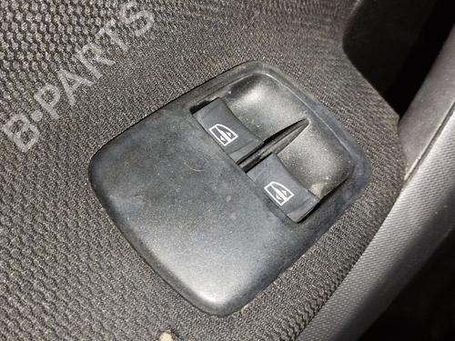 Used Left front window switch SMART FORFOUR Hatchback (453) 0.9 (453.044, 453.053) (90 hp) 32146412