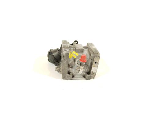 Used Throttle body Throttle body 32080829 32080829