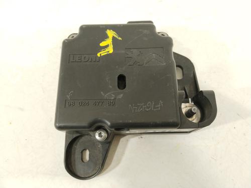 Used Fuse box CITROËN C3 AIRCROSS II (2R_, 2C_) 1.5 BlueHDi 100 (2CYHYJ) (102 hp) 32468413