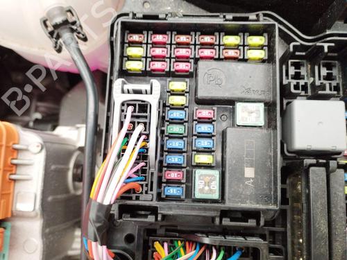 Used Fuse box Fuse box KIA SORENTO IV (MQ4, MQ4A) 1.6 T-GDi Hybrid (179 hp) 40124900 40124900