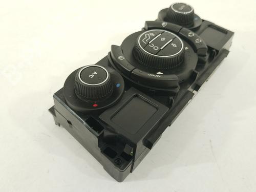 AC-Styringsenhed/Manøvreenhed PEUGEOT 3008 I MPV (0U_) 2.0 HDi Hybrid4 | BP30684375I5