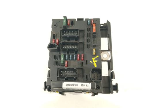 Used Fuse box PEUGEOT 206 Hatchback (2A/C) 1.4 HDi eco 70 (68 hp) 30200993