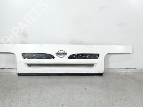 Used Grille NISSAN CABSTAR E (TL_, VL_) 75.28 (TL0) (75 hp) 32027682