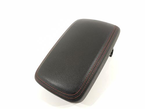 Used Armrest / Center console MERCEDES-BENZ CLA Coupe (C117) CLA 200 CDI / d (117.308) (136 hp) 16825166