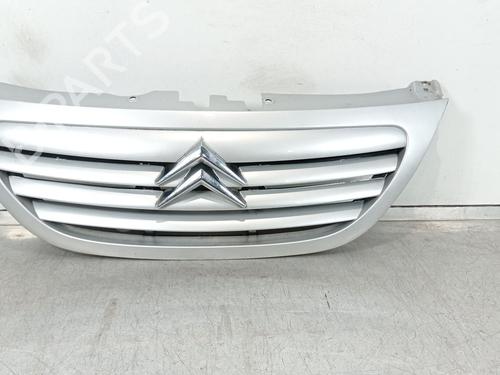 Used Grille CITROËN C3 I (FC_, FN_) 1.4 HDi (68 hp) 32028431
