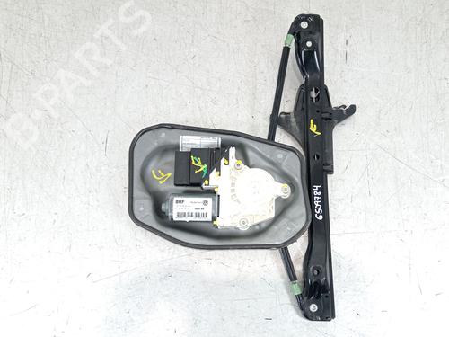 Alzavetro posteriore destra VW GOLF V (1K1) 1.9 TDI (105 hp) 30746020