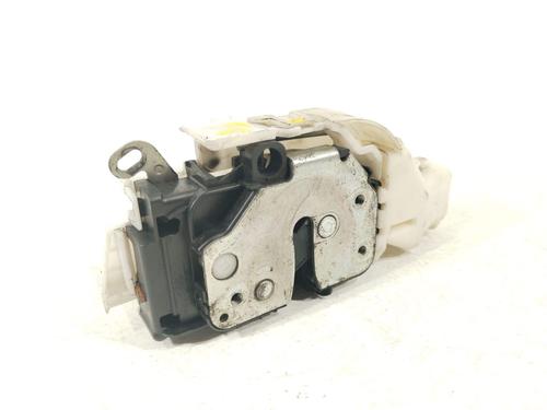 Used Front left lock Front left lock 30908155 30908155