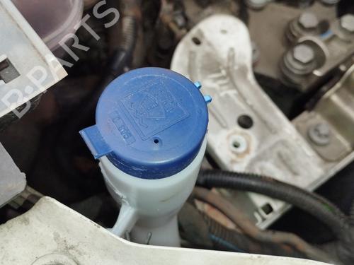 Used Windscreen washer tank Windscreen washer tank 38413725 38413725