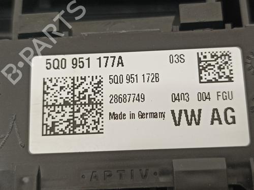 Interior roof light SEAT ARONA (KJ7, KJP) 1.6 SRE | BP13896611I8 