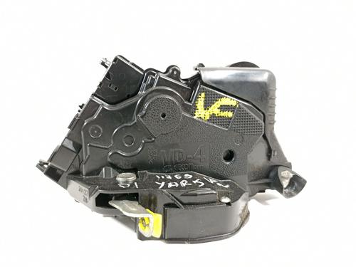 Used Front left lock TOYOTA YARIS (_P9_) 1.3 VVT-i (SCP90_, SCP90R) (87 hp) 17004031