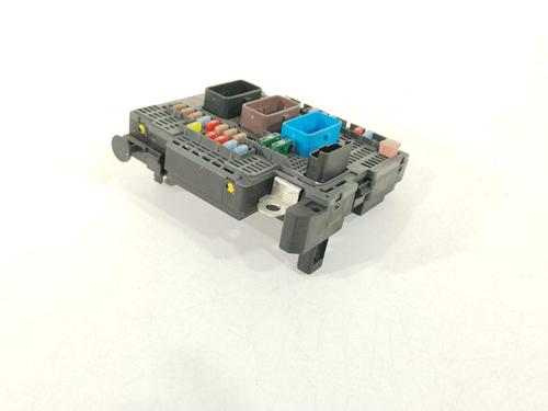 Used Fuse box Fuse box 35800508 35800508