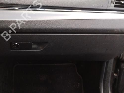 Used Glove box Glove box 37407979 37407979