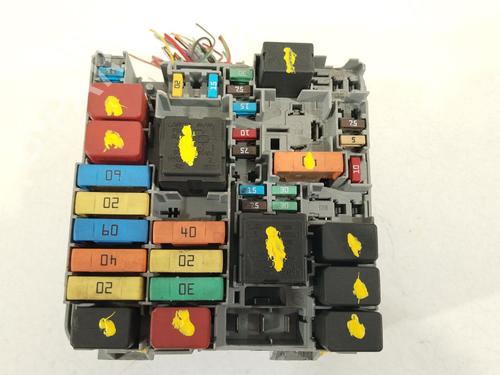 fuse-box-opel-combo-box-bodympv-x12-2012-37632885 main image