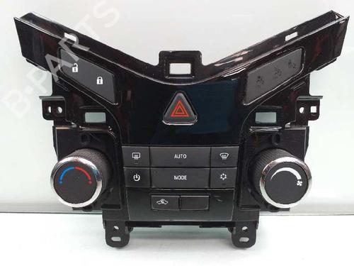Used Climate control CHEVROLET CRUZE Hatchback (J305) [2010-2025]  5142686