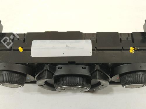 AC-Styringsenhed/Manøvreenhed PEUGEOT 3008 I MPV (0U_) 2.0 HDi Hybrid4 | BP30684375I5