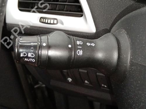 Forlygtekontakt RENAULT MEGANE III Hatchback (BZ0/1_, B3_) 1.9 dCi (BZ0N, BZ0J) (131 hp) 30273398