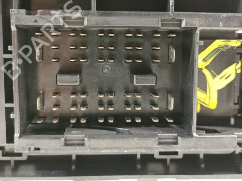 Fuse box KIA CARENS II MPV (FJ)  | BP16548080E1 