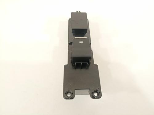 Right rear window switch HYUNDAI TUCSON (TL, TLE) 1.6 CRDi | BP13704752I28 
