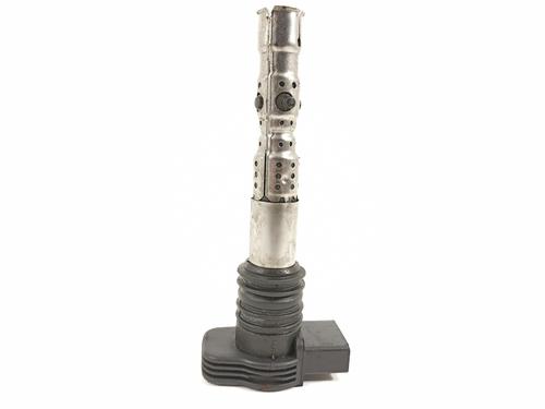 Used Ignition coil VW GOLF IV (1J1) [1997-2008]  16239327
