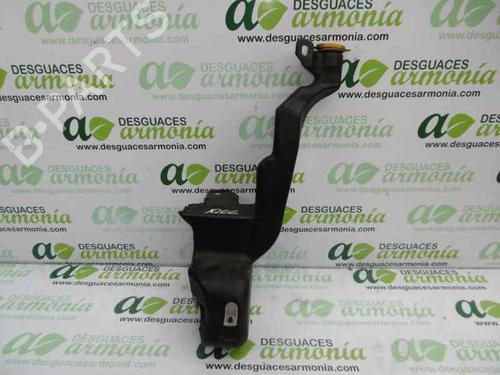 windscreen-washer-tank-opel-astra-h-a04-2004-2005-2006-2007-2008-2009-2010-2011-2012-2013-2014-7443303 main image