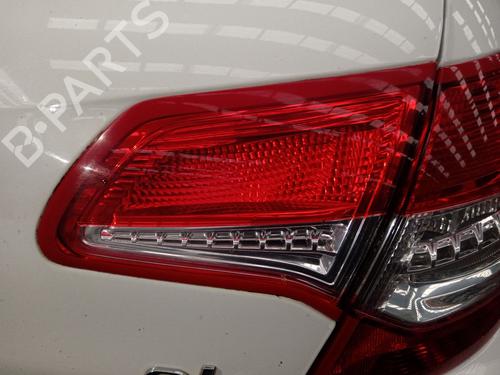 right-tailgate-light-citroen-c4-ii-nc_-2009-37173098 main image