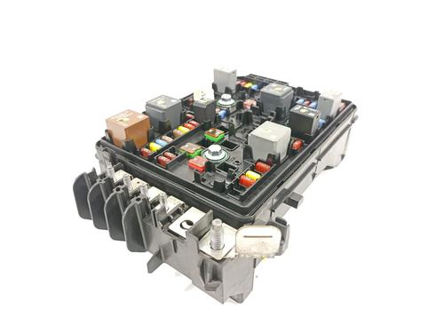 Used Fuse box Fuse box 17949961 17949961