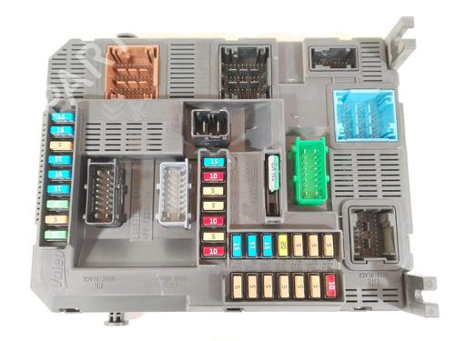 Used Fuse box Fuse box 36499460 36499460