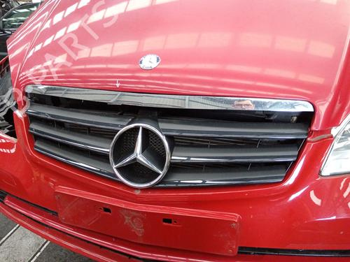 Grill MERCEDES-BENZ A-CLASS (W169) A 150 (169.031, 169.331) (95 hp) 29359987