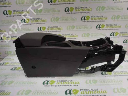 Used Armrest / Center console Armrest / Center console 12255533 12255533