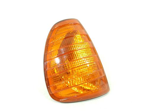Used Right front indicator MERCEDES-BENZ 123 Saloon (W123) 300 D (123.130) (88 hp) 30860136