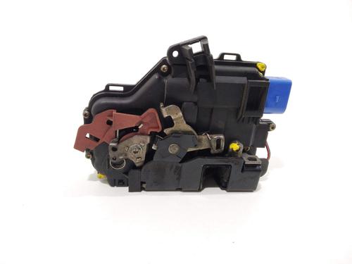 front-left-lock-audi-a3-8p1-16-4e1837015-2003-2004-2005-2006-2007-2008-2009-2010-2011-2012-2013-22230033 main image