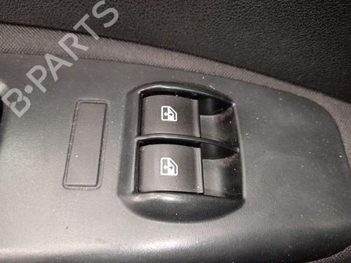 Used Left front window switch Left front window switch 37152260 37152260