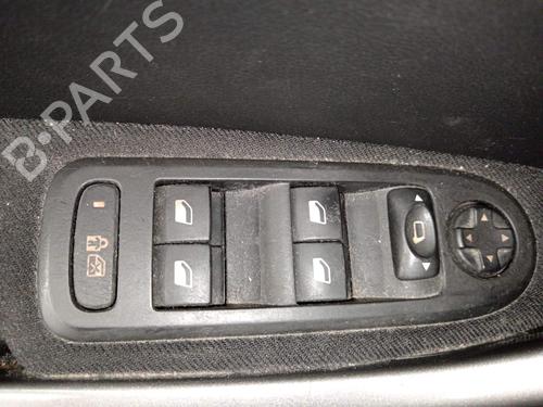 Used Left front window switch Left front window switch 36561198 36561198
