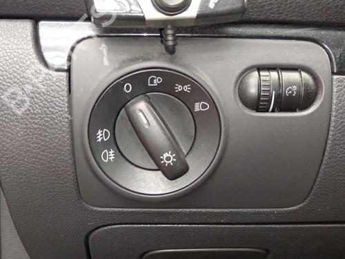 Used Headlight switch Headlight switch VW GOLF V (1K1) 1.4 TSI (170 hp) 34615026 34615026