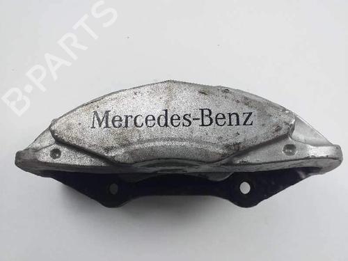 Used Right front brake caliper Right front brake caliper 11585337 11585337