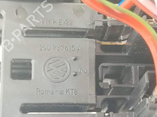 Fuse box SEAT IBIZA V (KJ1, KJG) | BP38015993E1 - Image 4