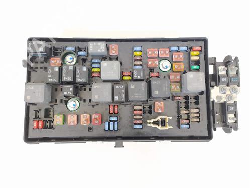 Used Fuse box Fuse box 8855746 8855746