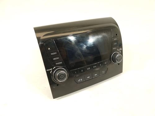 Used Radio PEUGEOT BOXER Van 2.2 BlueHDi 140 (140 hp) 30725105