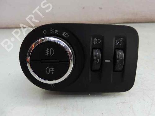Used Headlight switch OPEL CORSA D (S07) [2006-2015]  3346909