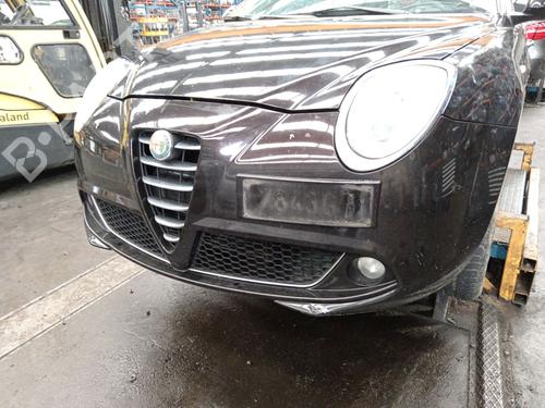 Used Front bumper ALFA ROMEO MITO (955_) 1.3 MultiJet (955AXP1A, 955AYC1A) (95 hp) 31599120