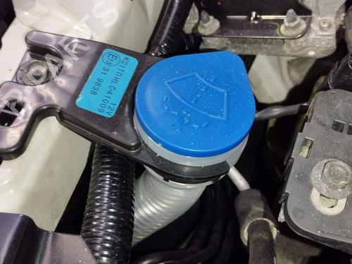windscreen-washer-tank-mazda-cx-5-ke-gh-2011-2012-2013-2014-2015-2016-2017-35777373 main image