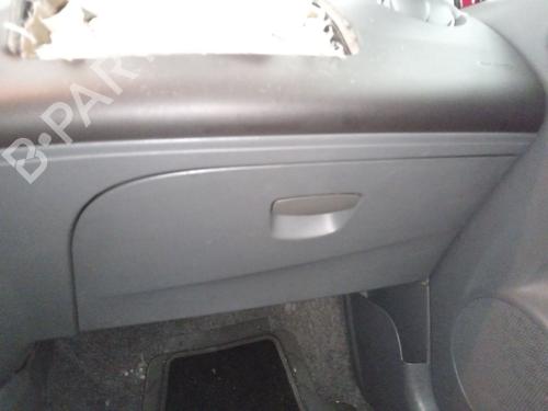 Used Glove box Glove box 38263047 38263047