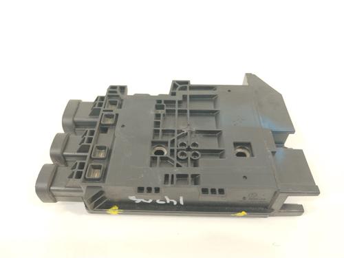 Fuse box RENAULT MEGANE III Hatchback (BZ0/1_, B3_) 1.6 16V Hi-Flex (BZ03) | BP26558466E1 