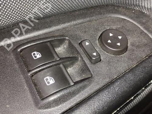 Used Left front window switch Left front window switch FIAT BRAVO II (198_) 1.9 D Multijet (198AXB1A) (120 hp) 35904301 35904301