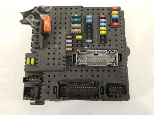 Used Fuse box Fuse box VOLVO XC70 I Cross Country (295) D5 XC AWD (163 hp) 36262978 36262978