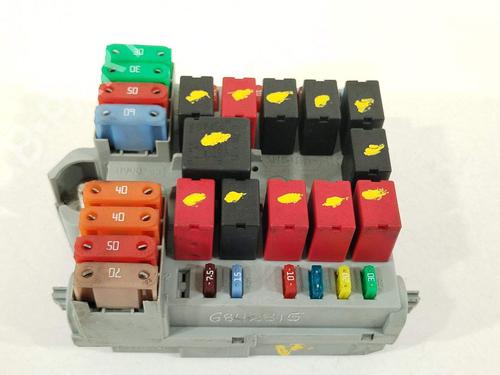 Used Fuse box Fuse box 37647070 37647070